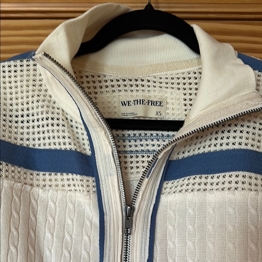 We The Free Aurora zip up Ivory and Blue Women's Jacket NWT size XS - Picture 6 of 15